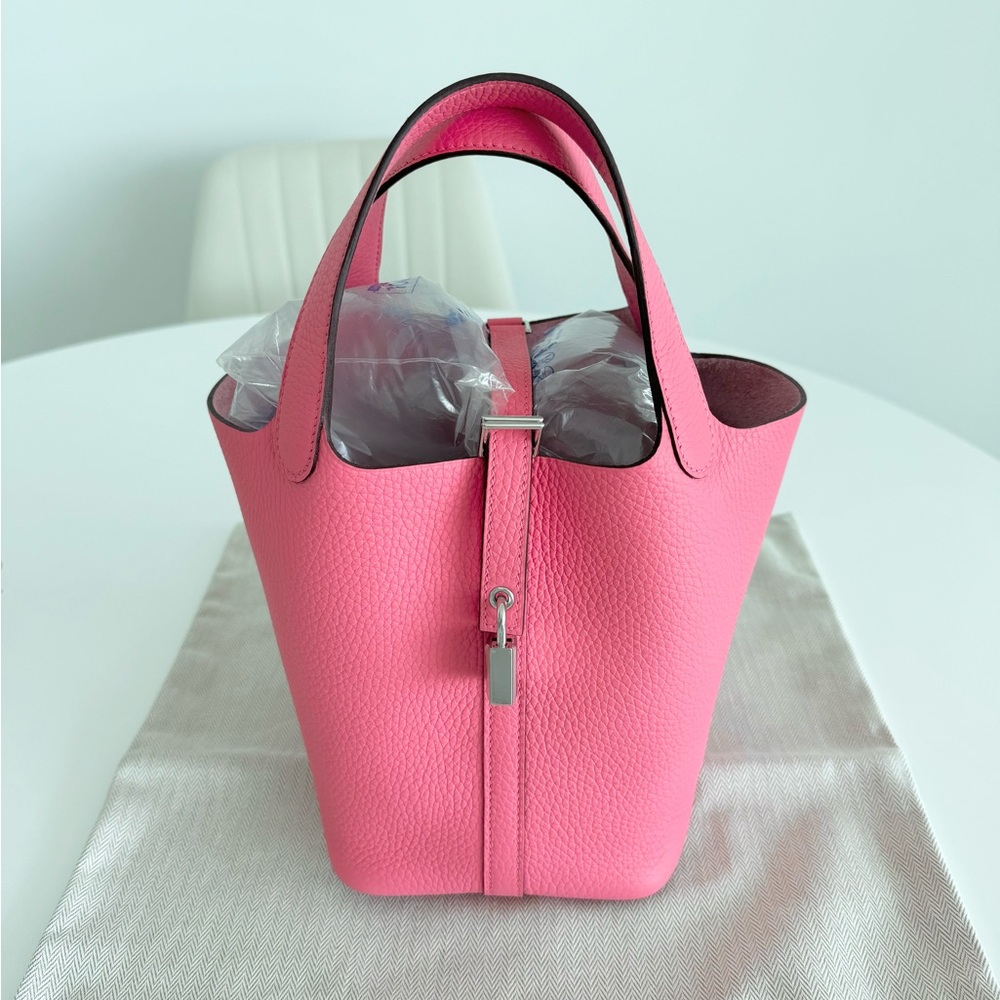 NEW Hermes Picotin Lock 18 Bag in Rose Azalée